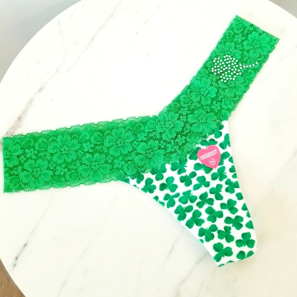 Victoria's Secret PINK Vintage Lace Rhinestone Crystal Low Rise Thong Panty NWT - Picture 3 of 12